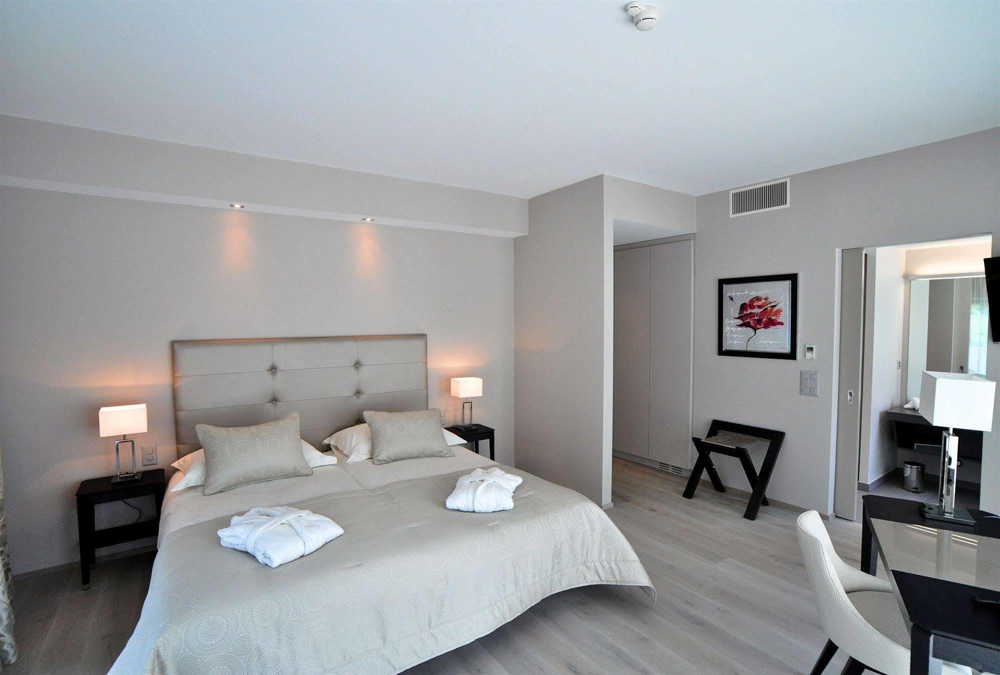 Hostellerie Le Petit Manoir Morges Exteriör bild